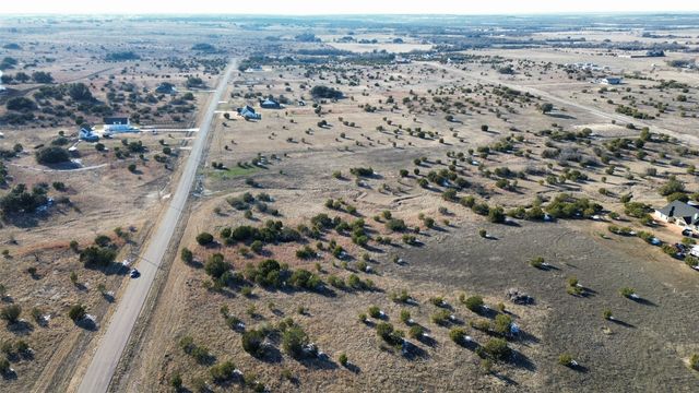 145 Gilmore Court, Lipan, TX 76462