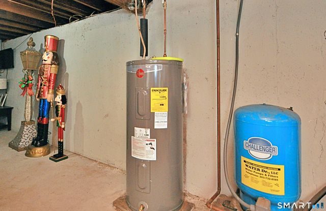 21 Maple Drive, Prospect, CT 06712