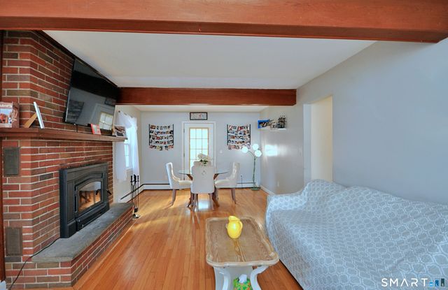 21 Maple Drive, Prospect, CT 06712