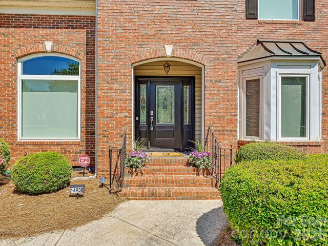 14938 Hawick Manor Lane, Pineville, NC 28134