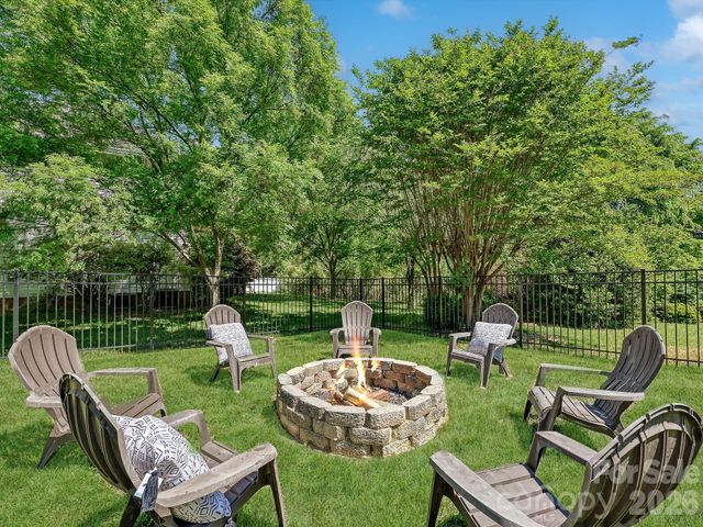14938 Hawick Manor Lane, Pineville, NC 28134