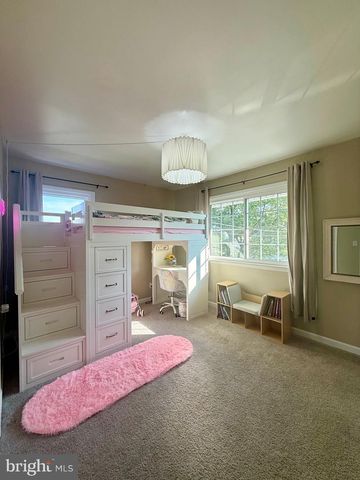1335 GREENLEAF RD, Wilmington, DE 19805