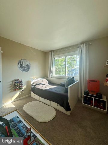 1335 GREENLEAF RD, Wilmington, DE 19805