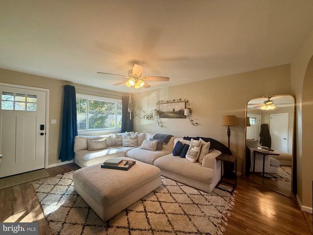 1335 GREENLEAF RD, Wilmington, DE 19805