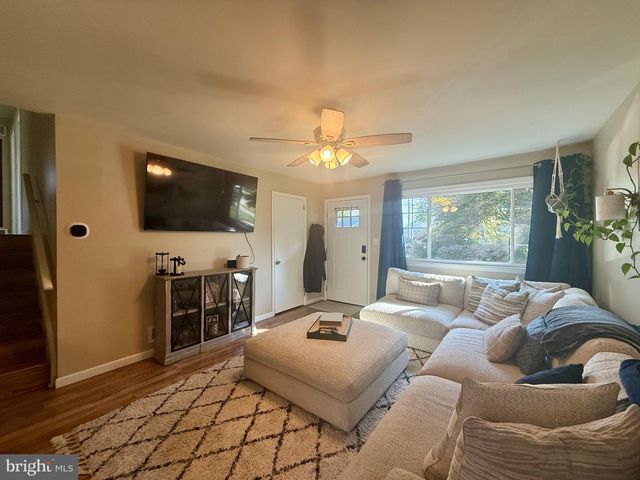 1335 GREENLEAF RD, Wilmington, DE 19805