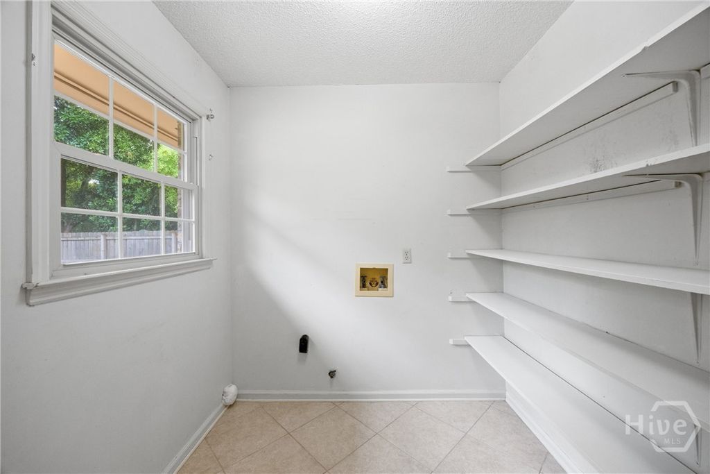 Image 35 of property listing at 8506 Heatherwood Drive, Savannah, GA 31406