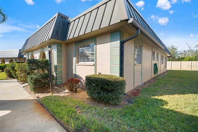 4127 STRATFORD DRIVE 4127, New Port Richey, FL 34652