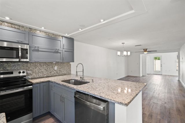 4127 STRATFORD DRIVE 4127, New Port Richey, FL 34652