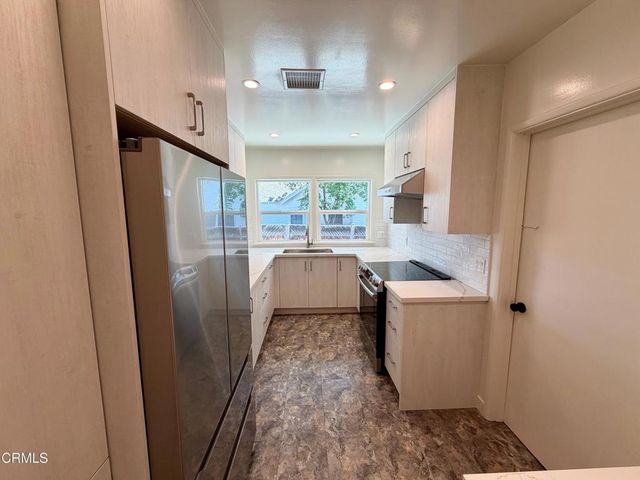 131 Poinsettia Avenue, Monrovia, CA 91016