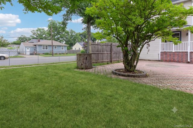 112 Woods Avenue, Roosevelt, NY 11575