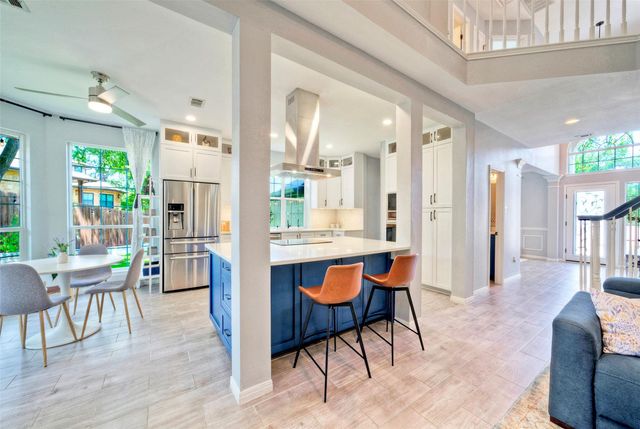 3002 Barton Point CIR, Austin, TX 78733