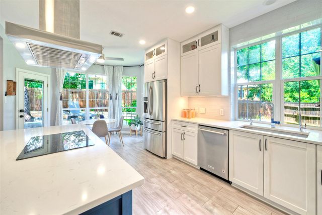 3002 Barton Point CIR, Austin, TX 78733