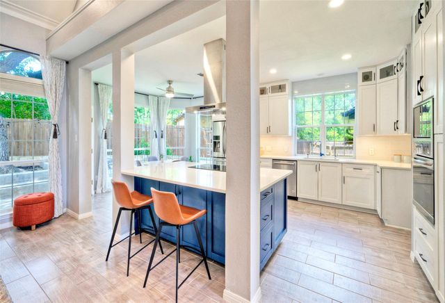 3002 Barton Point CIR, Austin, TX 78733
