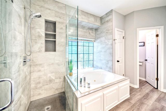 3002 Barton Point CIR, Austin, TX 78733