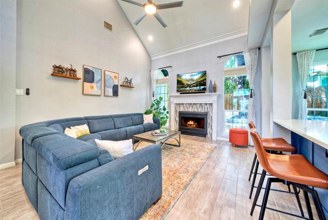 3002 Barton Point CIR, Austin, TX 78733
