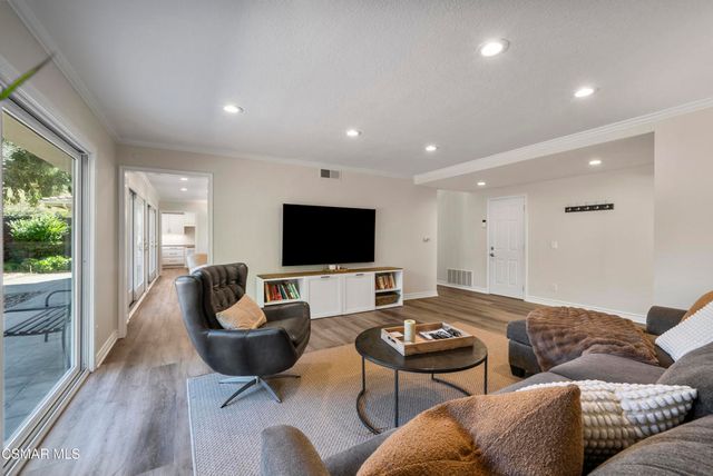 1682 Elmsford Place, Westlake Village, CA 91361