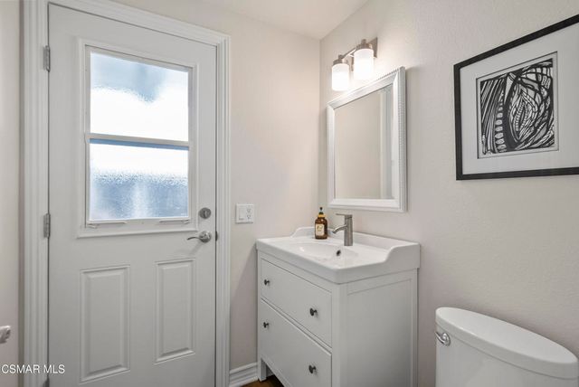 1682 Elmsford Place, Westlake Village, CA 91361