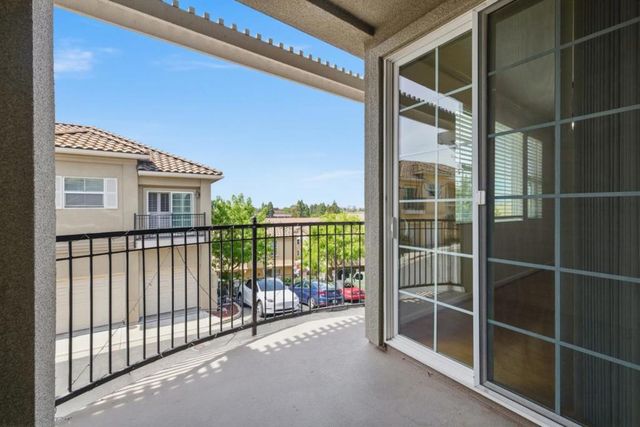 2695 Villa Cortona Way, San Jose, CA 95125
