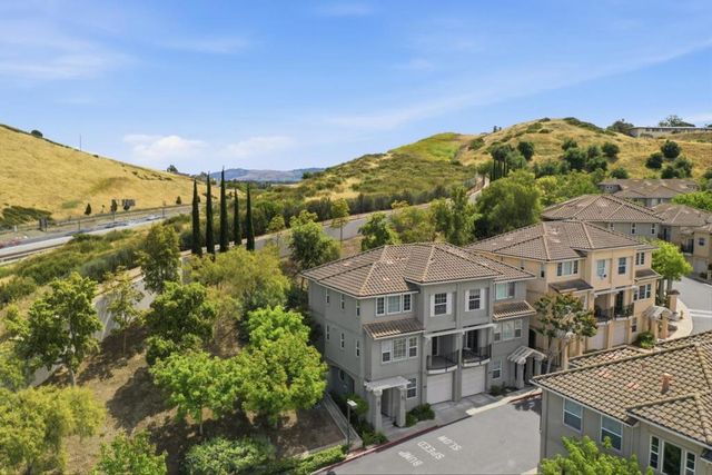 2695 Villa Cortona Way, San Jose, CA 95125