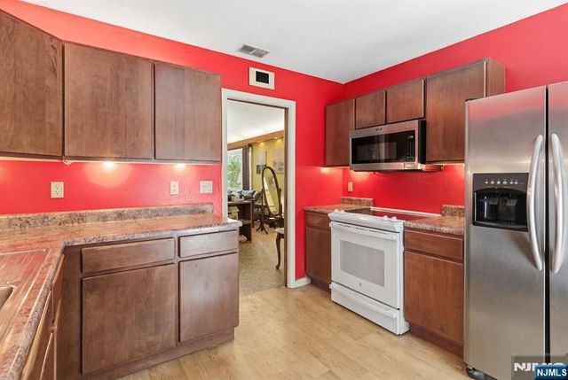 168 Interhaven Avenue, North Plainfield, NJ 07060