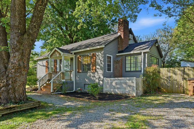 5409 Weston Rd, Knoxville, TN 37918