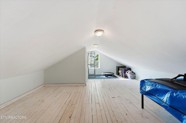 5409 Weston Rd, Knoxville, TN 37918