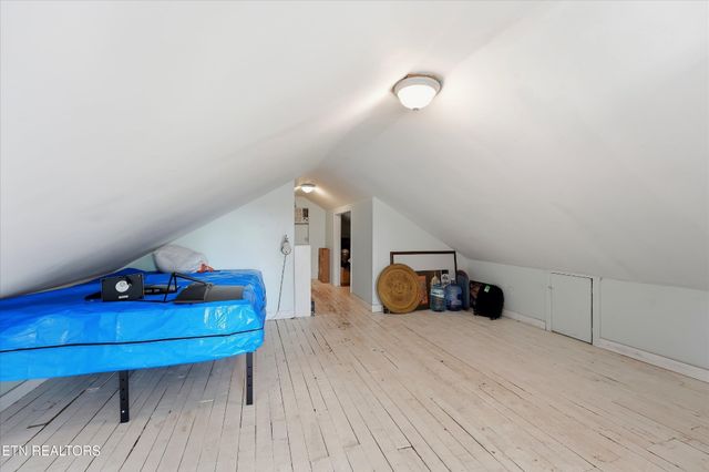 5409 Weston Rd, Knoxville, TN 37918