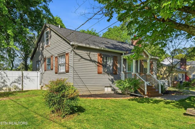 5409 Weston Rd, Knoxville, TN 37918