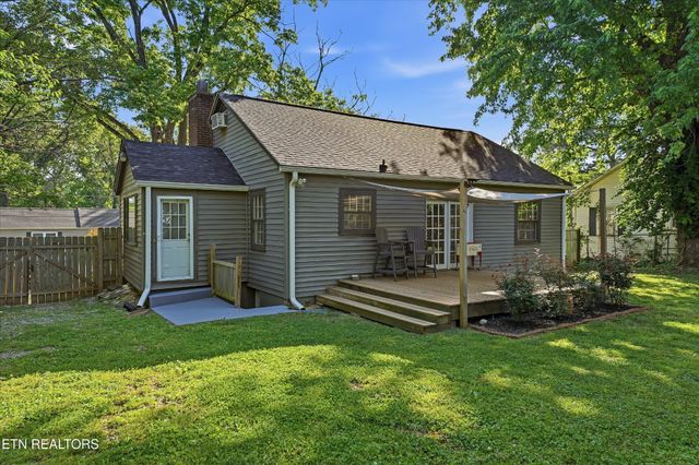 5409 Weston Rd, Knoxville, TN 37918