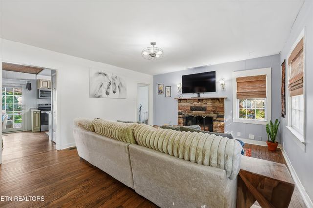 5409 Weston Rd, Knoxville, TN 37918