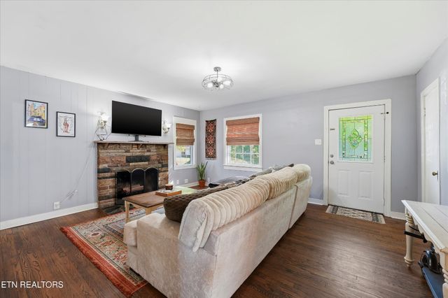 5409 Weston Rd, Knoxville, TN 37918