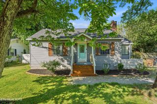 5409 Weston Rd, Knoxville, TN 37918