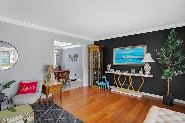 6903 Glacier Drive, Indianapolis, IN 46217