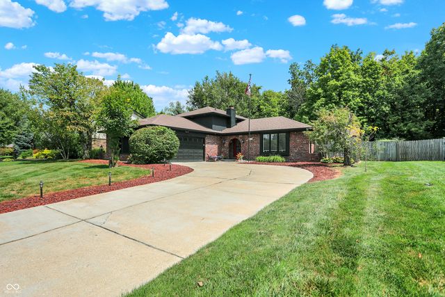 6903 Glacier Drive, Indianapolis, IN 46217