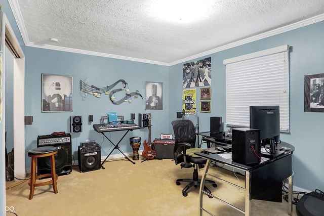 6903 Glacier Drive, Indianapolis, IN 46217