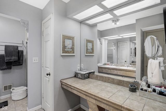 6903 Glacier Drive, Indianapolis, IN 46217