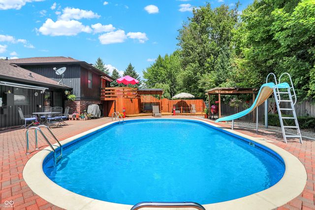 6903 Glacier Drive, Indianapolis, IN 46217