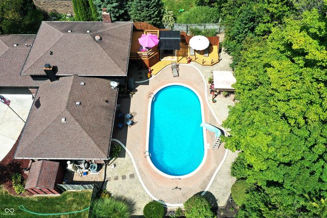 6903 Glacier Drive, Indianapolis, IN 46217