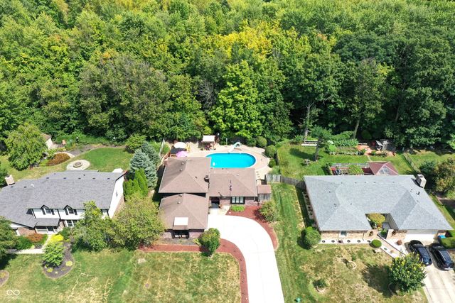 6903 Glacier Drive, Indianapolis, IN 46217