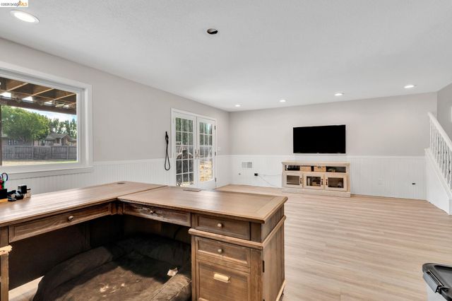 611 Woodbury Pl, Oakley, CA 94561