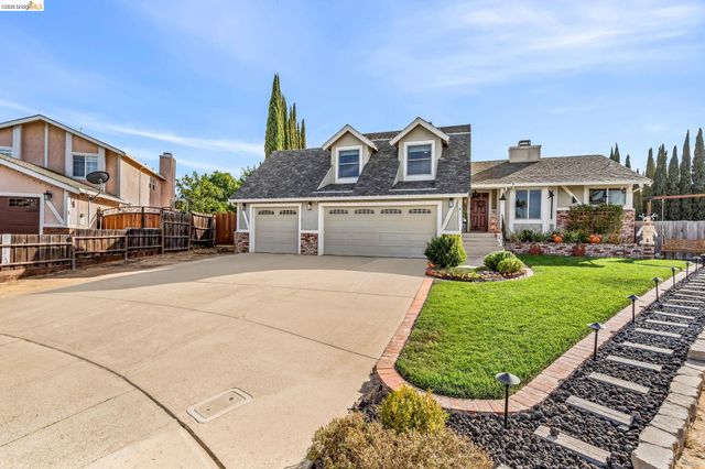 611 Woodbury Pl, Oakley, CA 94561