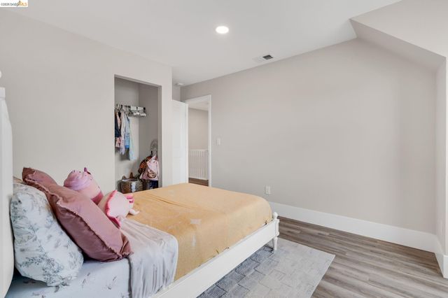 611 Woodbury Pl, Oakley, CA 94561