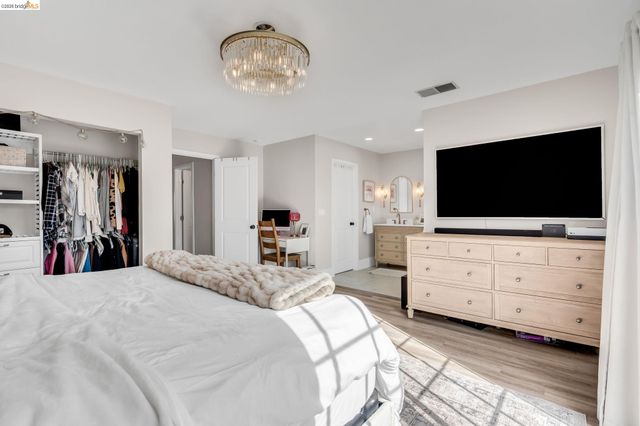 611 Woodbury Pl, Oakley, CA 94561