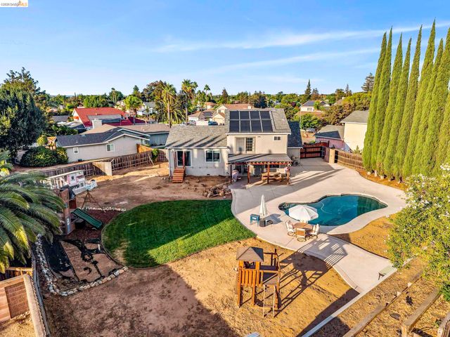 611 Woodbury Pl, Oakley, CA 94561
