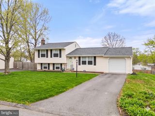 138 N ITHACA CT N #0, Sterling, VA 20164