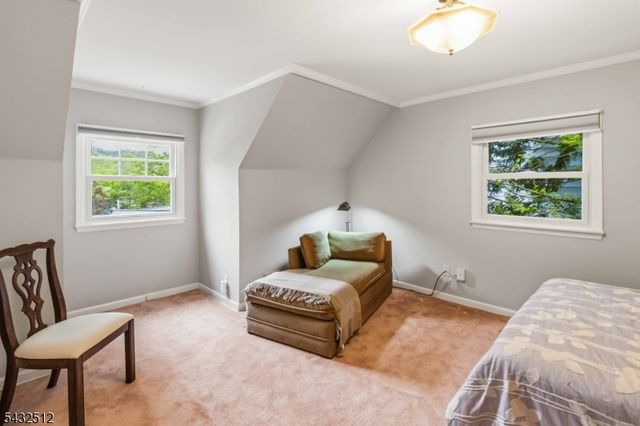 48 Midland Dr, Morris Twp., NJ 07960