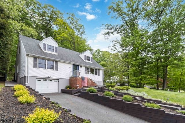 48 Midland Dr, Morris Twp., NJ 07960
