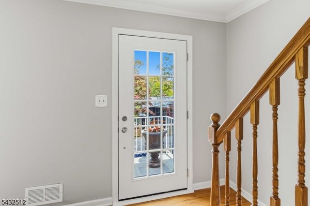 48 Midland Dr, Morris Twp., NJ 07960