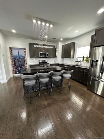 599 Park Avenue, West Hempstead, NY 11552