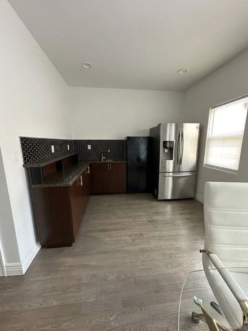 599 Park Avenue, West Hempstead, NY 11552